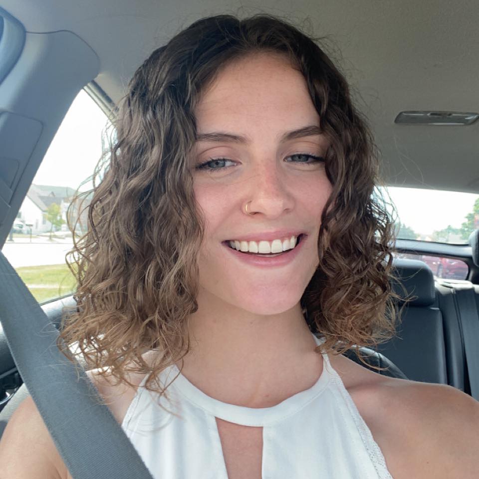 Alecia Hough, Payroll Specialist